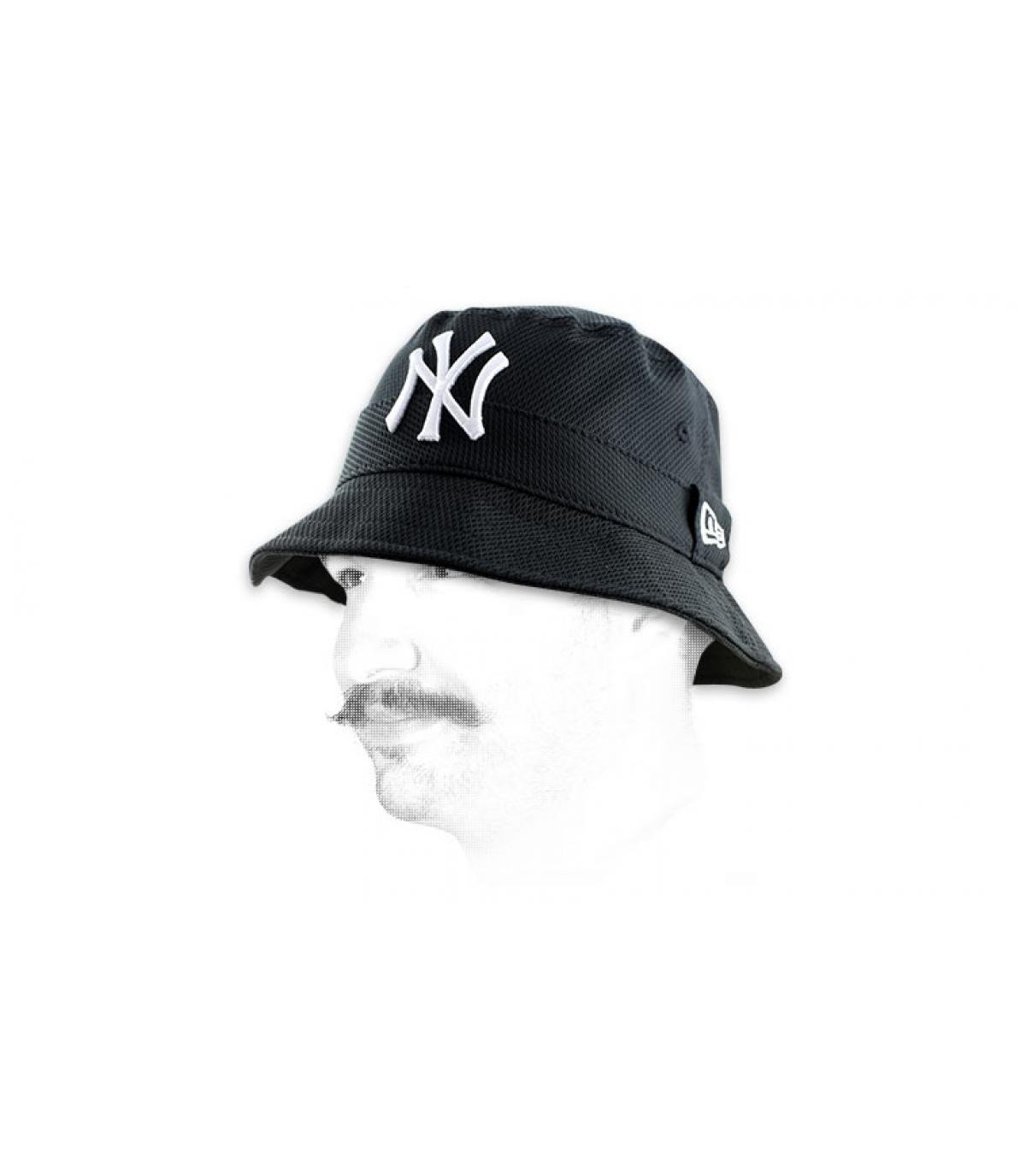 Bob NY Basic noir New Era